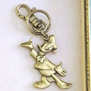 Vtg Gold Tone Donald Duck Keychain/Charm
